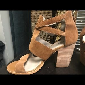 Cora sandal by Hinge size 10